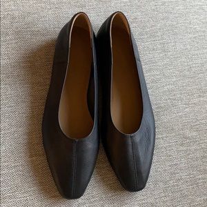 Everlane tapered day glove